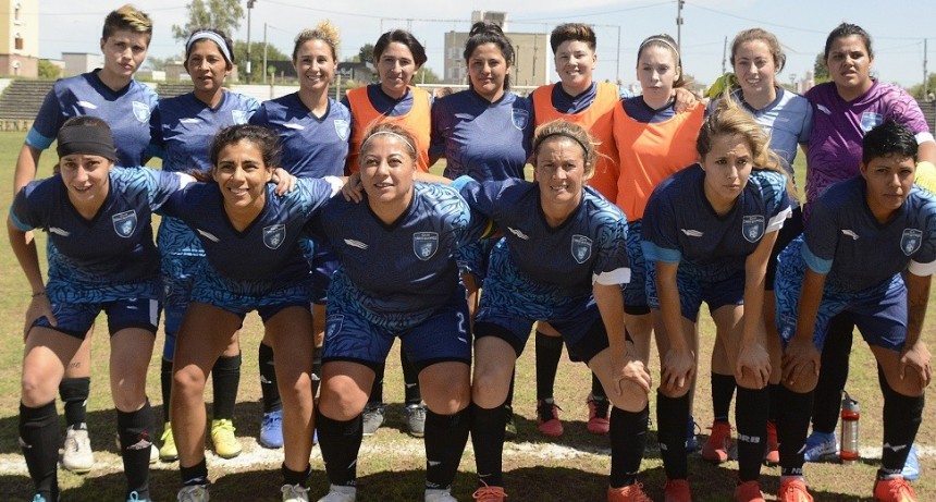 FUTBOL FEMENINO: CARRO QUEMADO FINALISTA DE LA LIGA