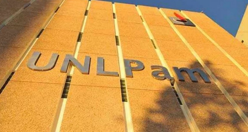 Reclaman la continuidad de un programa universitario 
