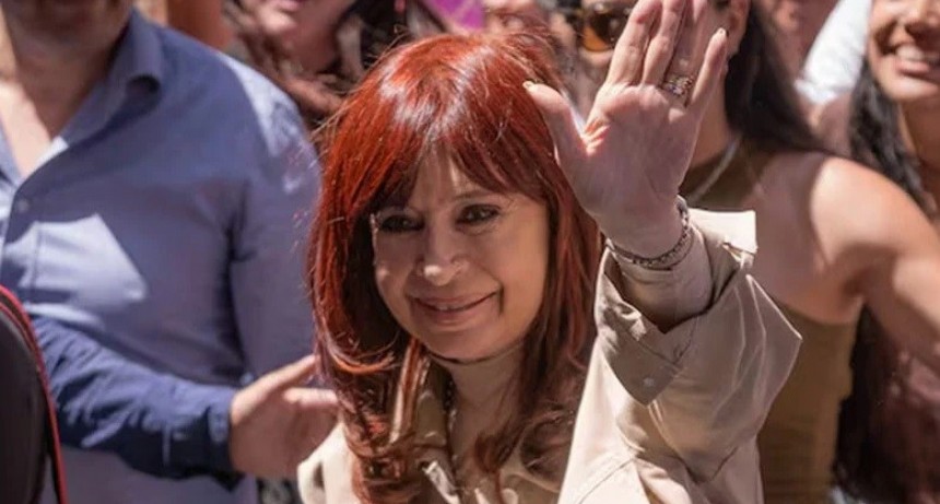 El Gobierno le sacó la jubilación de privilegio y la pensión a Cristina Kirchner