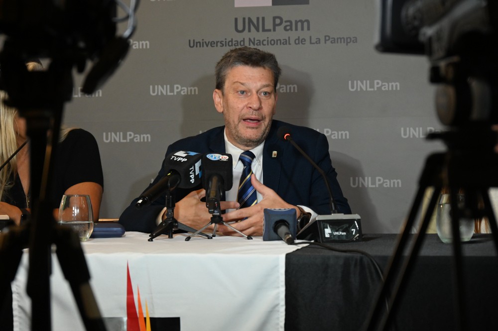 Medicina comenzará el 2 de febrero: será presencial, sin cupos ni examen de ingreso