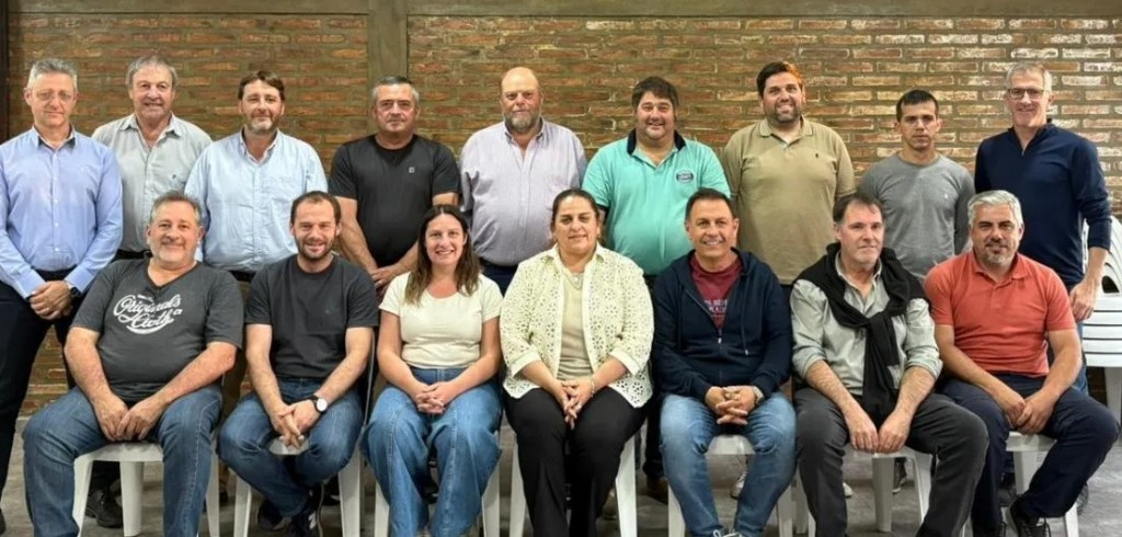 KENNY Y OTROS INTENDENTES EN LA LISTA DE BERHONGARAY