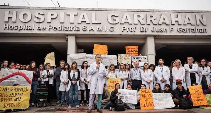 Trabajadores del Garrahan celebraron el aumento del 61%