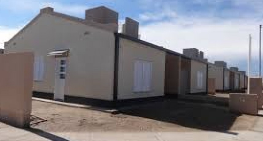 Y LAS CASAS....Y LA PILETA?