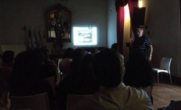 CAPACITACIÓN DE LA A.R.T. A EMPLEADOS MUNICIPALES