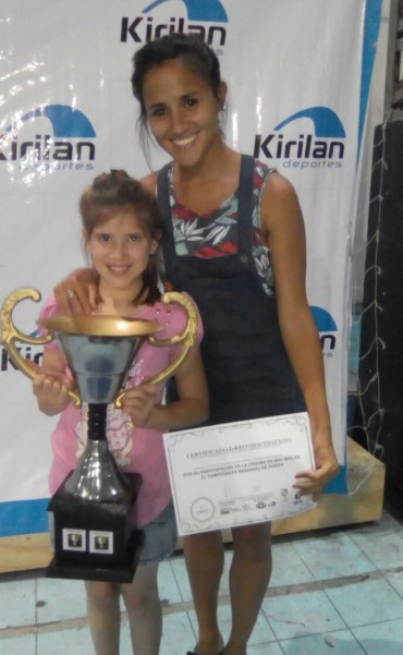 Carro Quemado: Escuela de Atletismo Municipal recibió premios