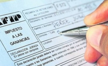 El medio aguinaldo volverá a estar alcanzado por el Impuesto a las Ganancias