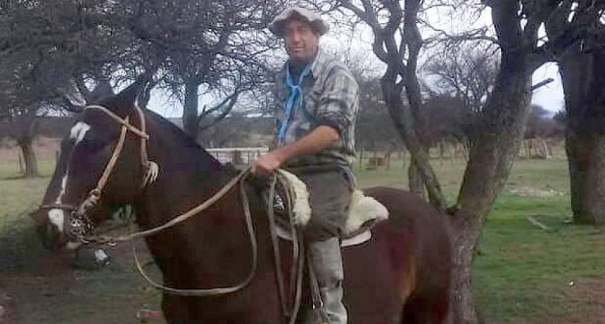 Acusan a funcionario macrista de dejar a un trabajador encerrado en su coto de caza