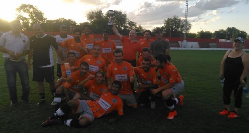 VETERANOS: PICHI HUINCA CAMPEÓN