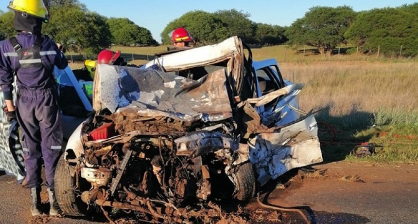 4 personas murieron en un choque frontal en la ruta nacional 35