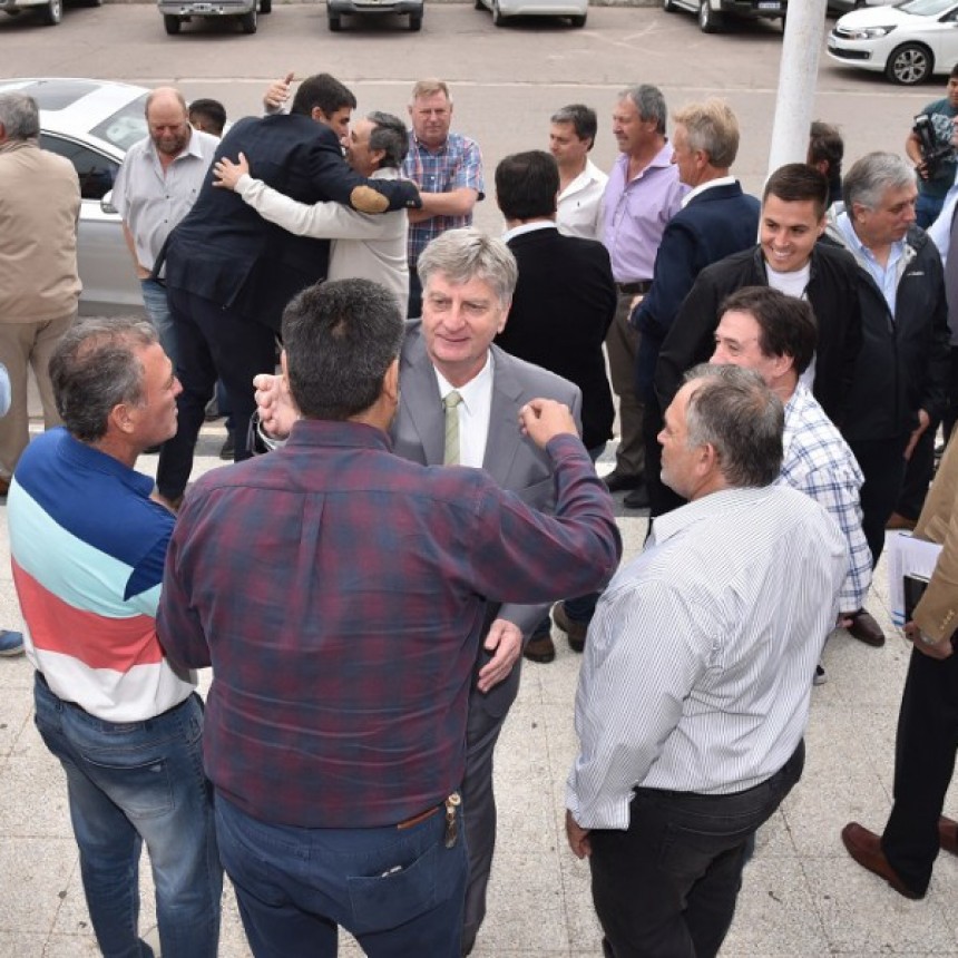 Voy a gobernar junto a los 80 intendentes, aseguró Ziliotto