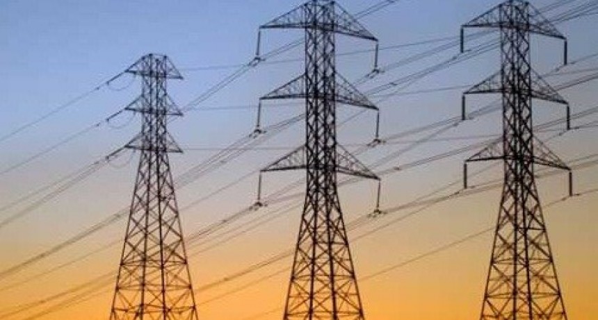Cristian Andrés dijo que «puede volver a ocurrir» una interrupción del servicio eléctrico, solo si hay una coincidencia entre picos de demanda energética y tormentas