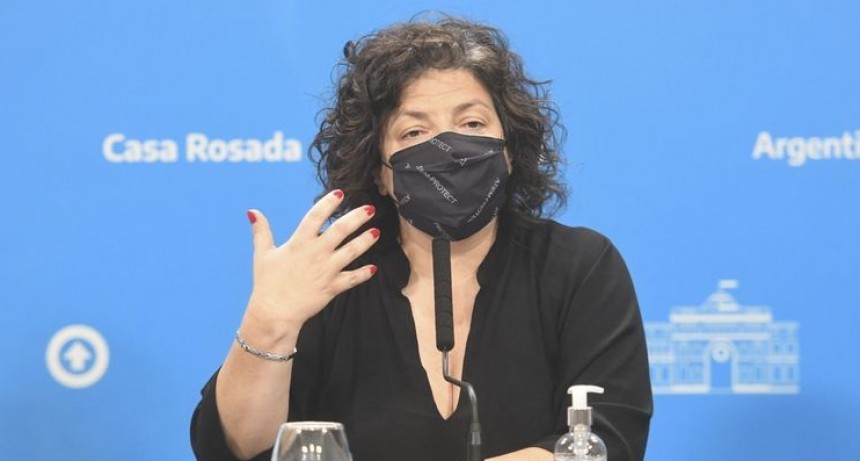 Reducen el aislamiento para vacunados con esquema completo