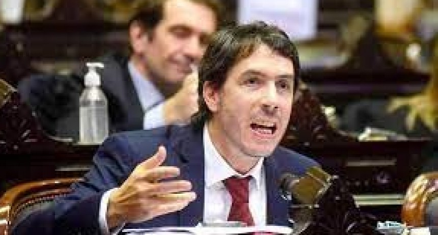 La UCR confirmó la fórmula Berhongaray-Testa