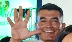 PIDEN LA RENUNCIA DEL PRESIDENTE DE ALIANZA VICTORICA